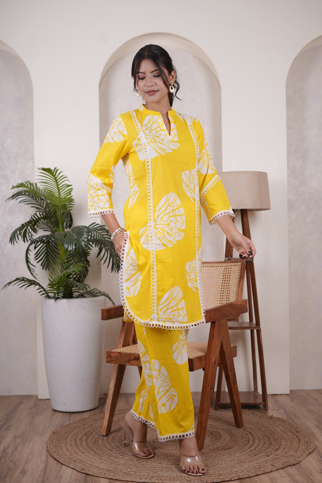 yellow Cord- set