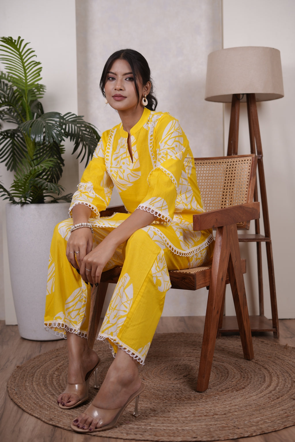 yellow Cord- set