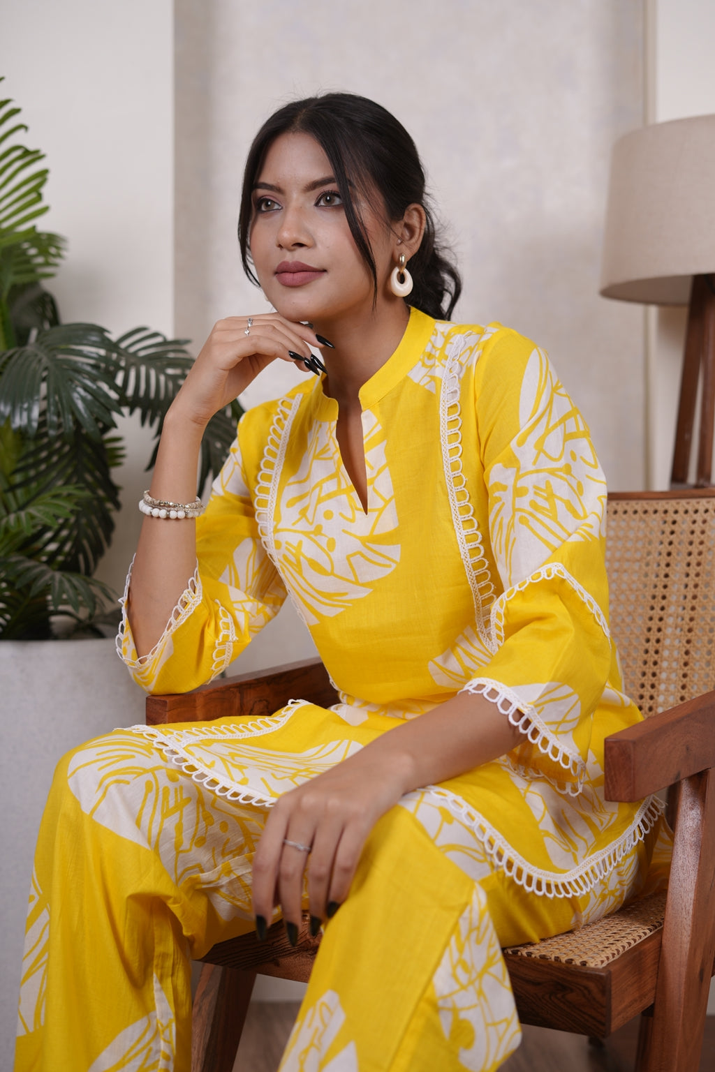 yellow Cord- set