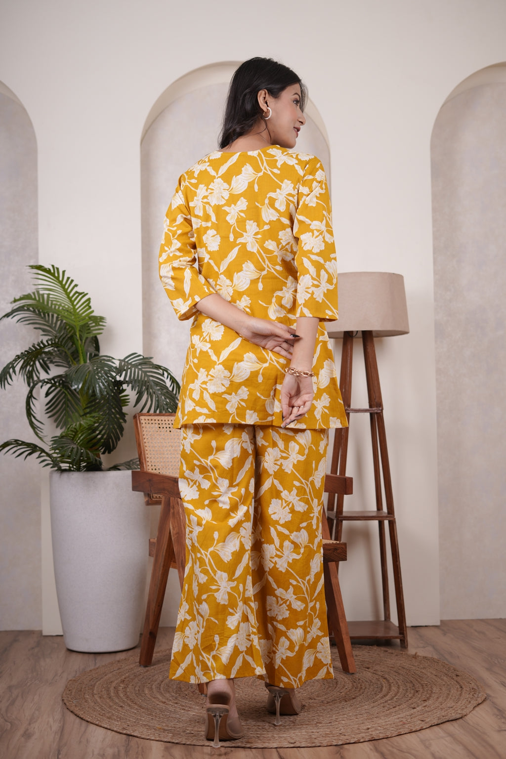 Yellow Cord- set