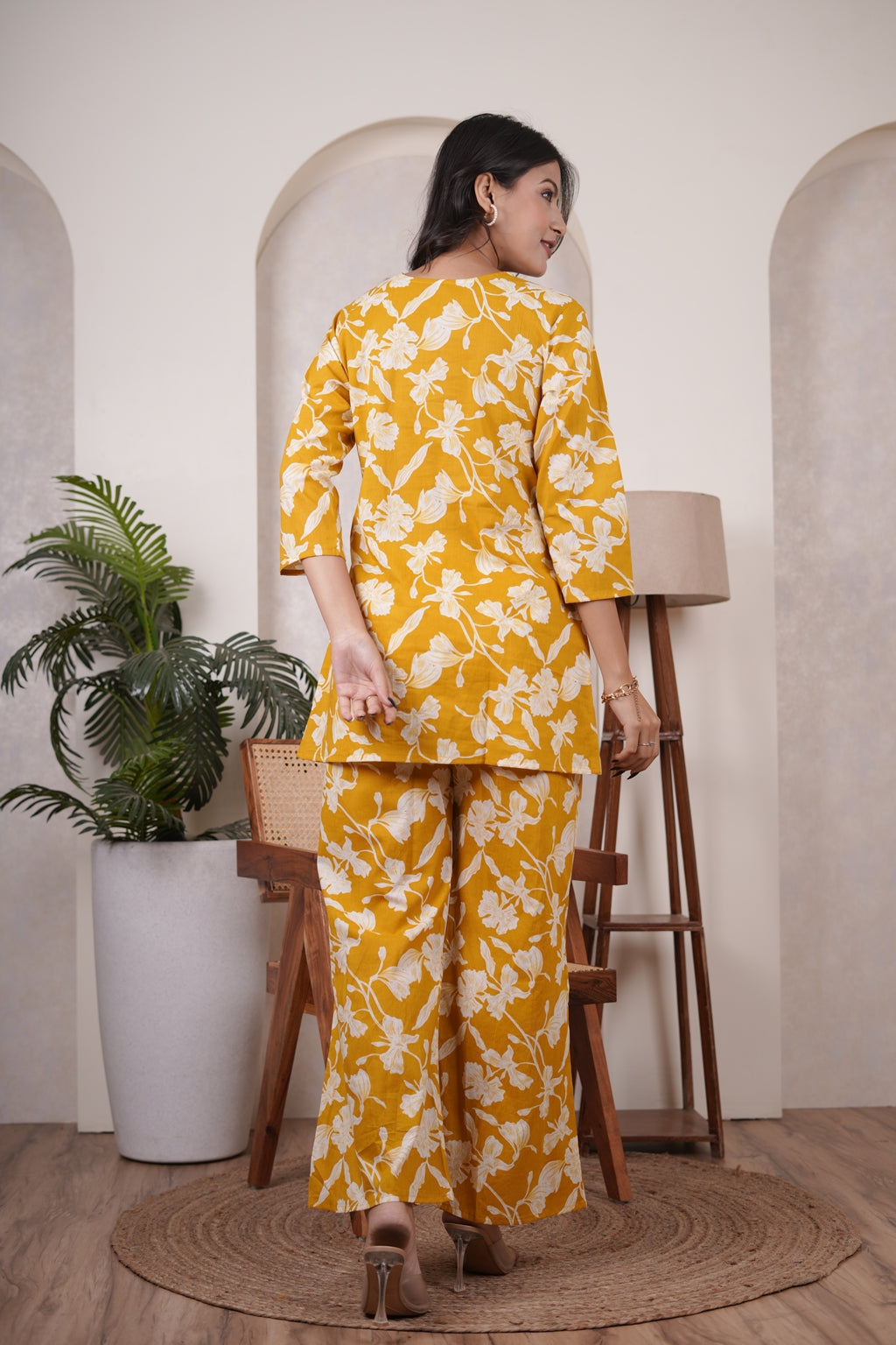 Yellow Cord- set