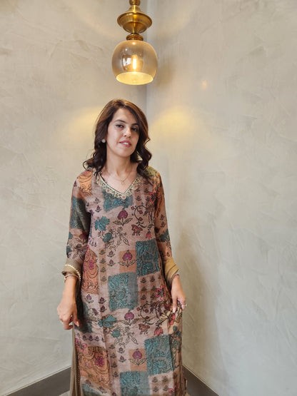Brown Floral Print Kurta Pant & Dupatta Set