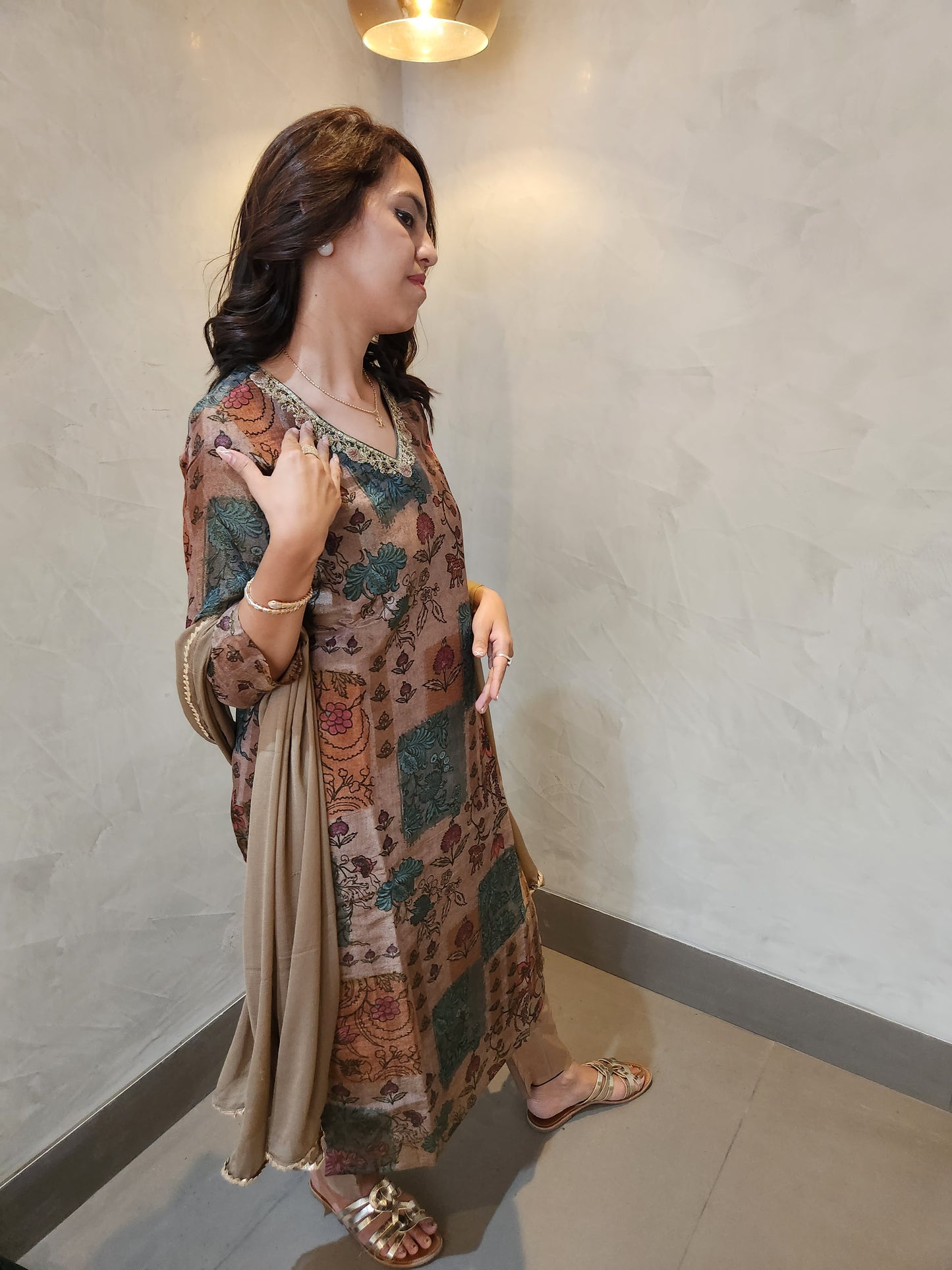 Brown Floral Print Kurta Pant & Dupatta Set