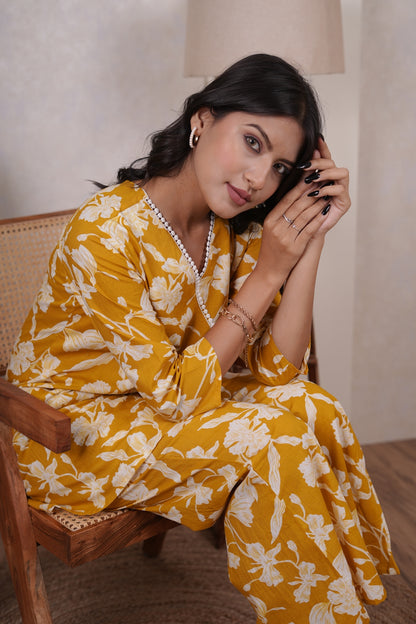 Yellow Cord- set
