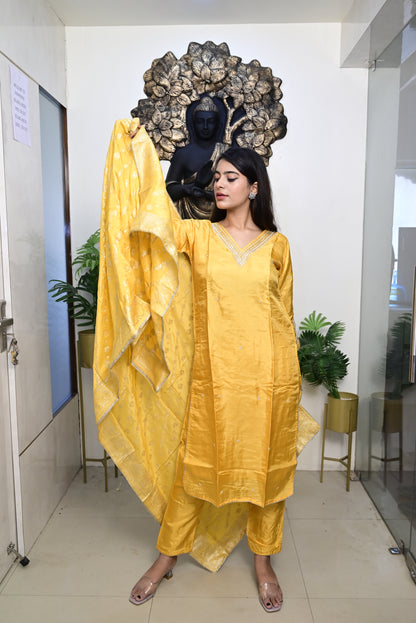 yellow  kurti pant dupatta set